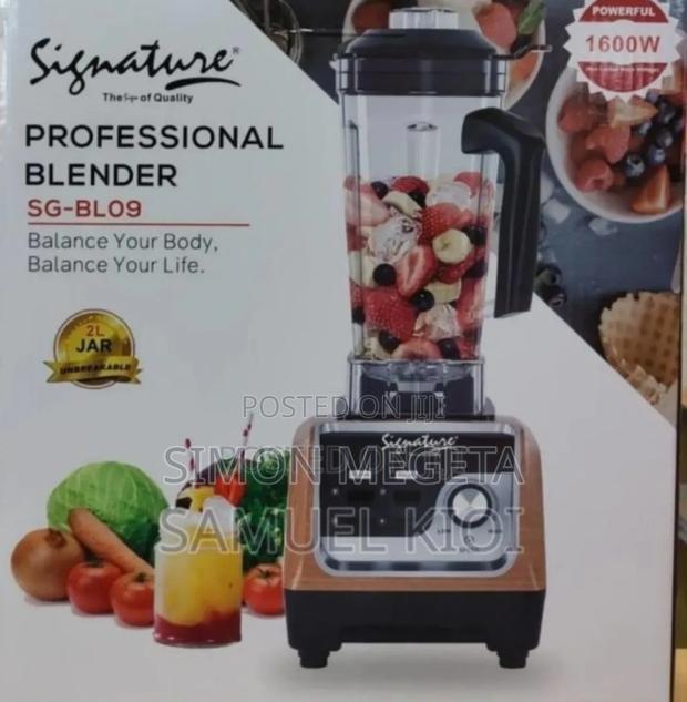 Fully Commercial 1600watts Signature Commercial Blender. - main view