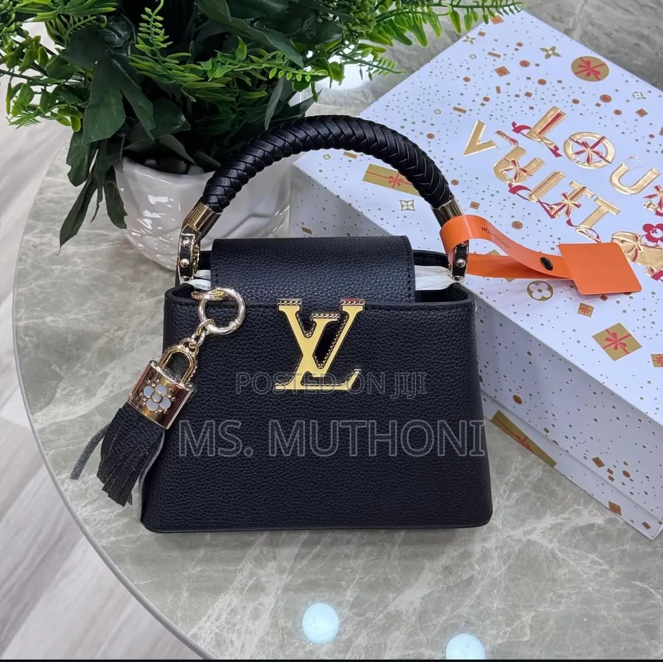 Premium !!Boxed , Louis Vuitton Capucines Bb Handbag