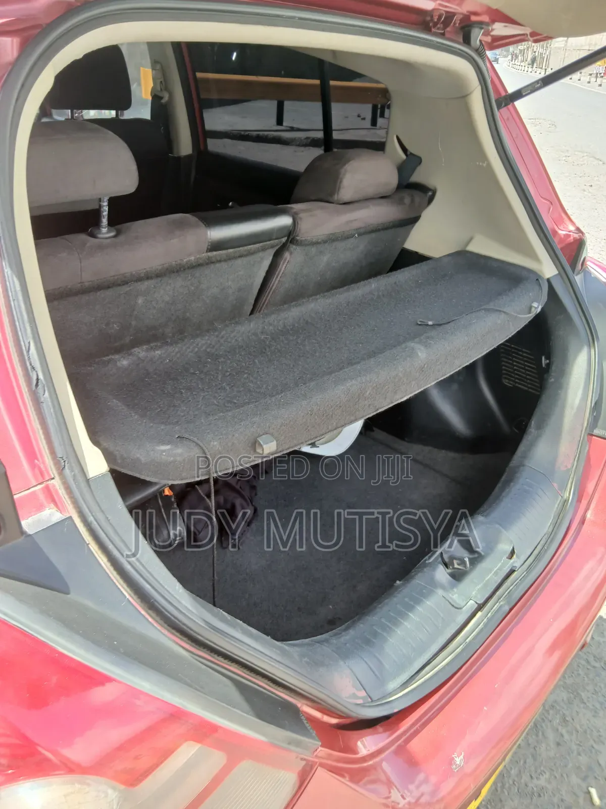 Nissan Tiida 1.6 2008 Red