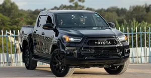 Toyota Hilux 2021 Black