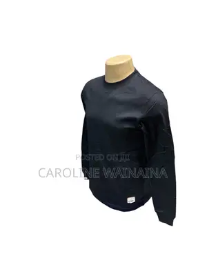 Black Sweatshirt