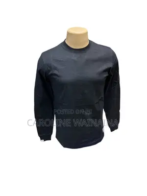 Black Sweatshirt