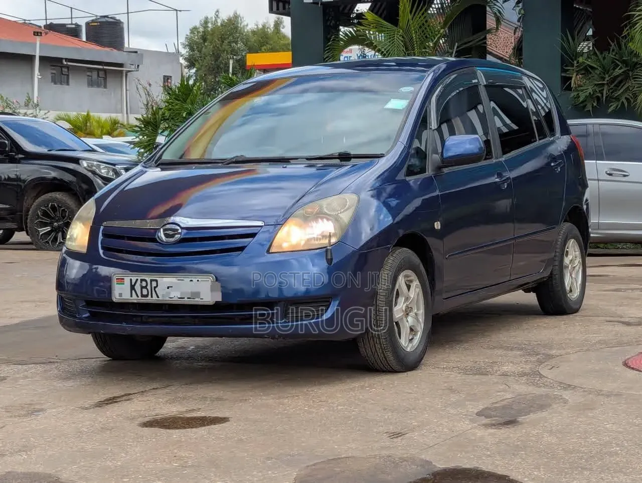 Toyota Sienta 2006 Blue