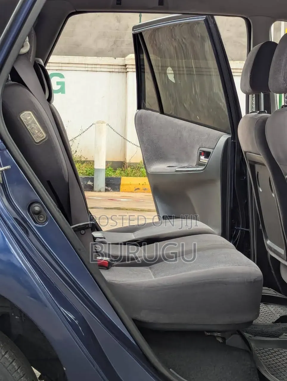 Toyota Sienta 2006 Blue