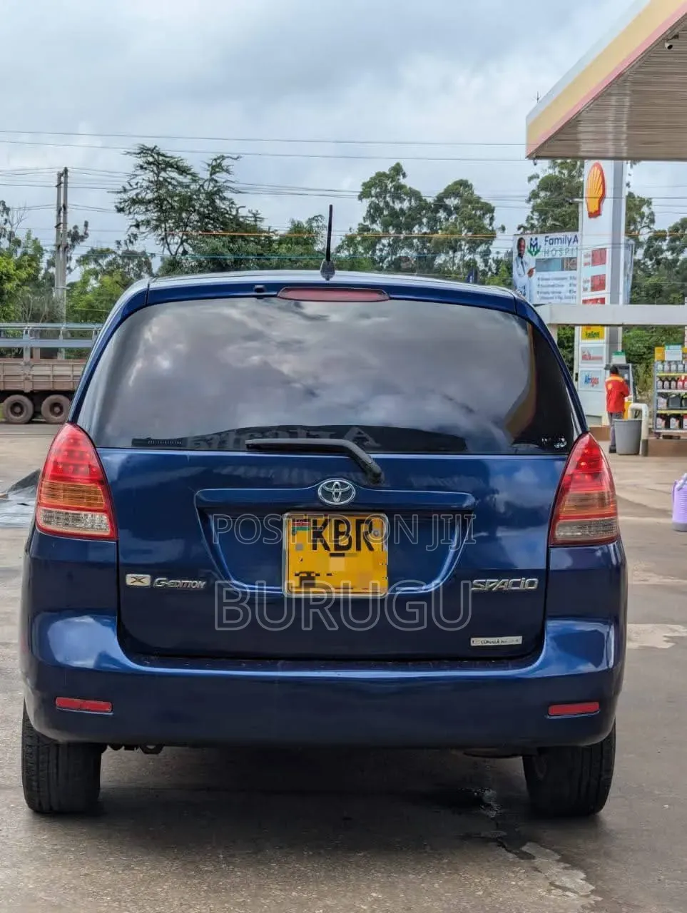 Toyota Sienta 2006 Blue