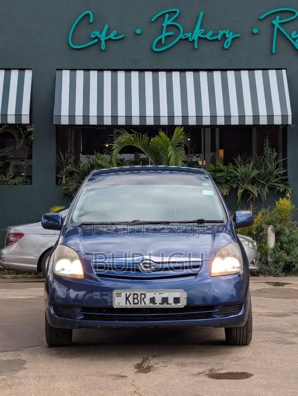 Toyota Sienta 2006 Blue