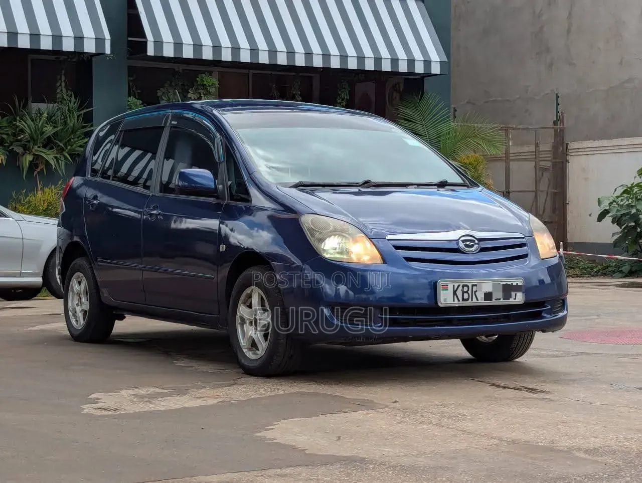 Toyota Sienta 2006 Blue