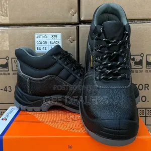 Anti Slip ,Oil Resistant Safety Boots, Safety Shoes Size 38-45