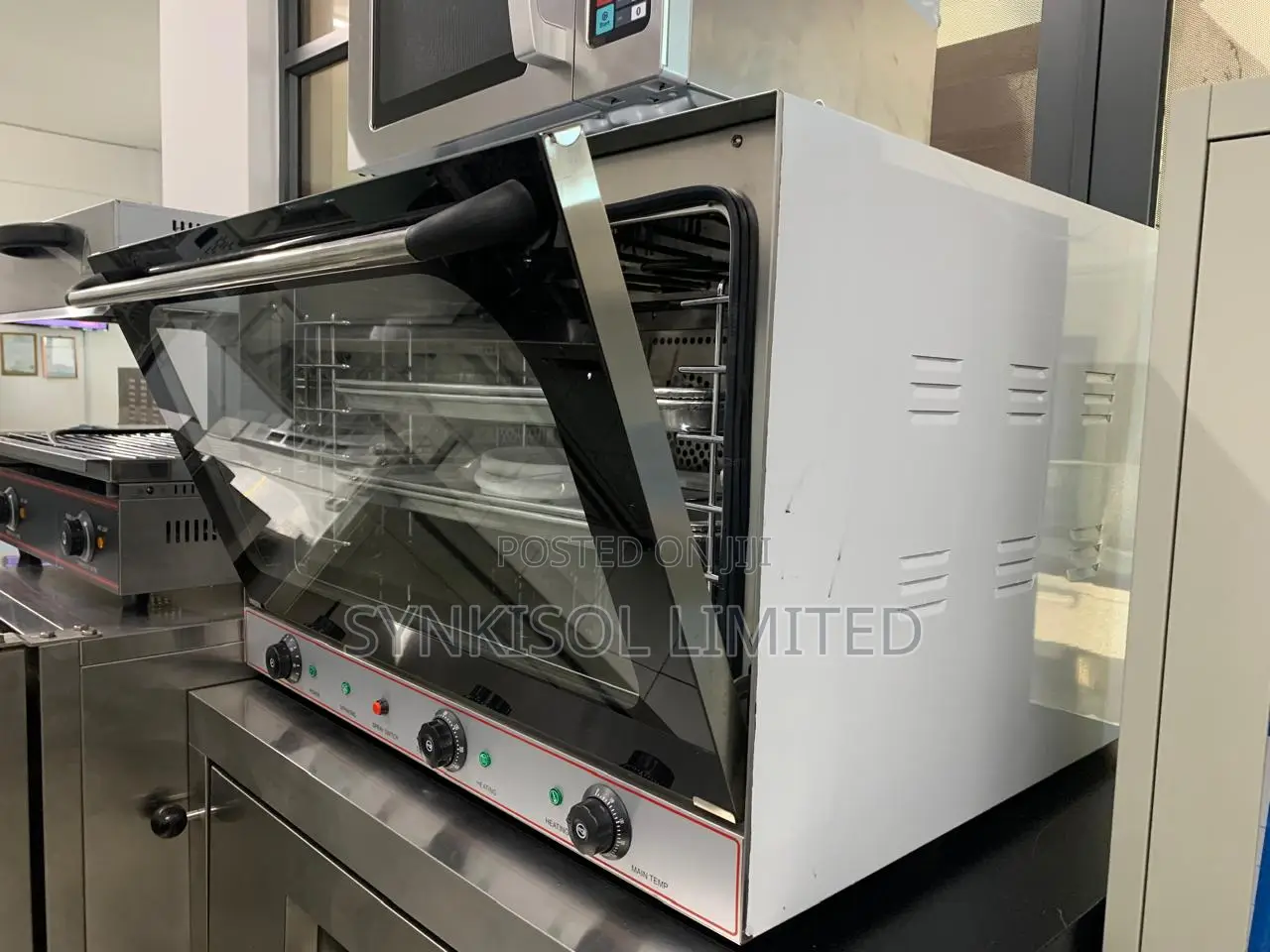 4 Tray Convection Oven