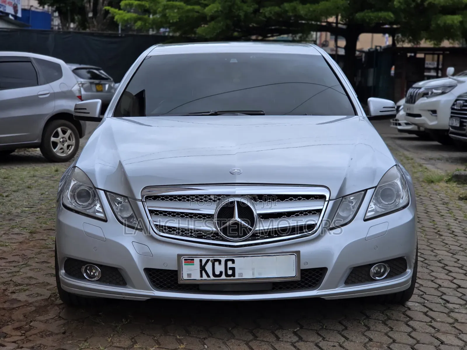 Mercedes-Benz E250 2009 Silver