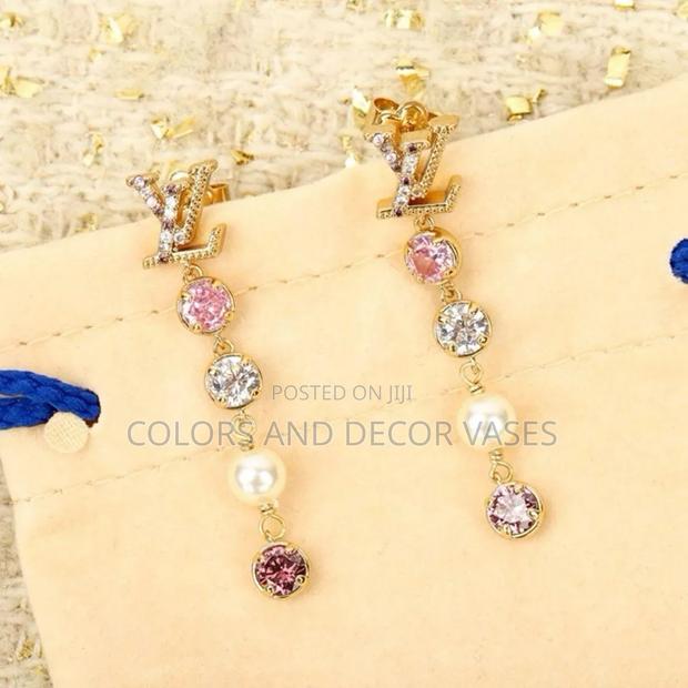 Elegant Designer Earrings for Ladies – New Collection