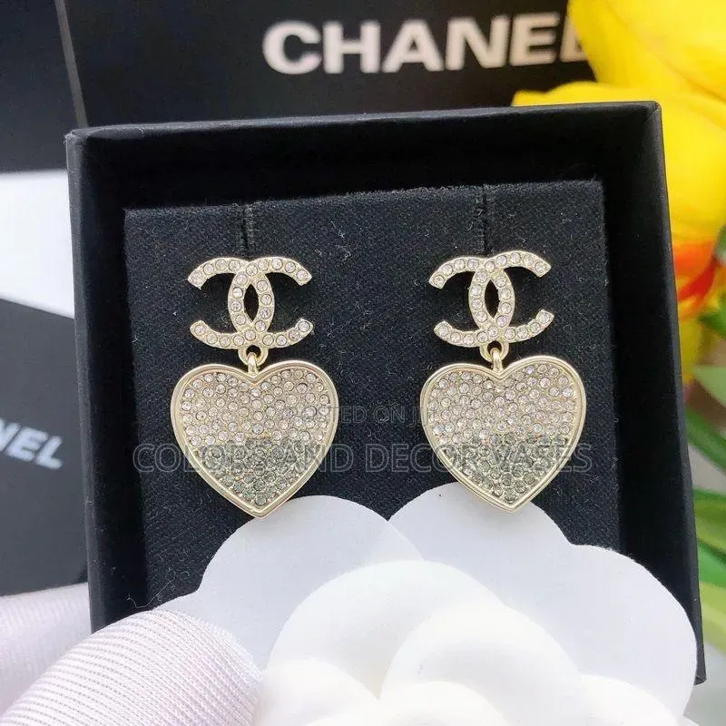 Bold Statement Earrings – Stand Out Look