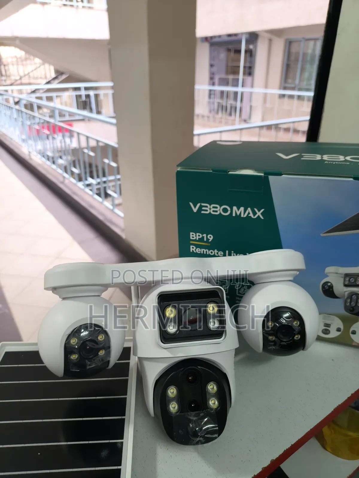 Smart Quad-Lens CCTV 4g Model Solar Powered V380 System
