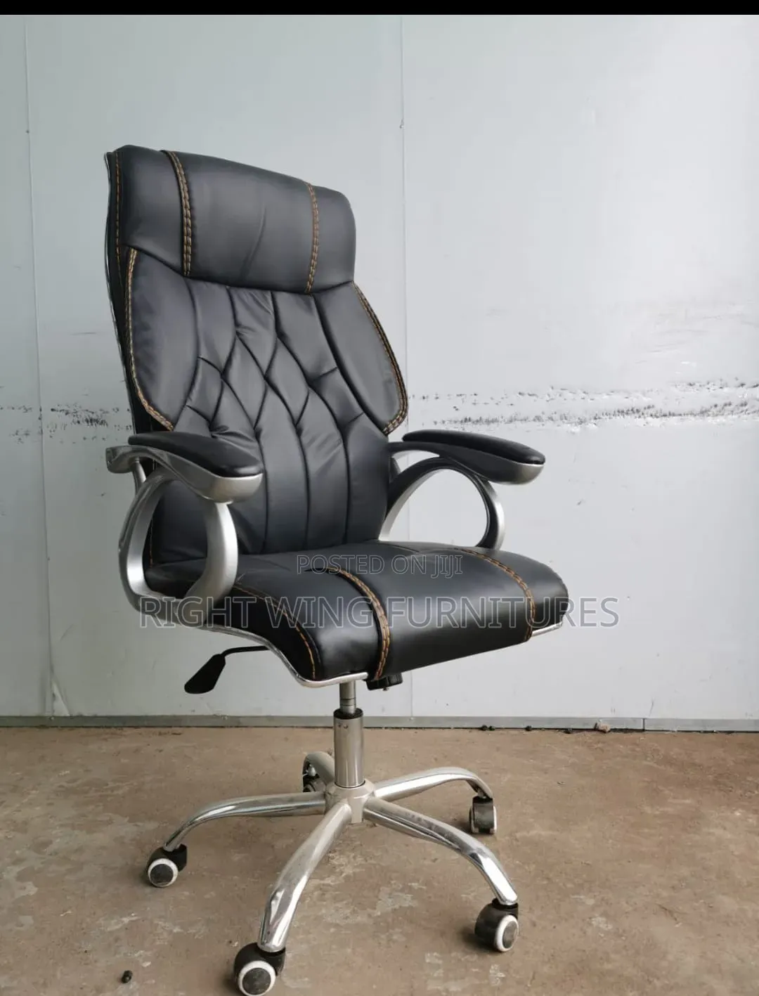 High Back Boss Rotate Office Chair