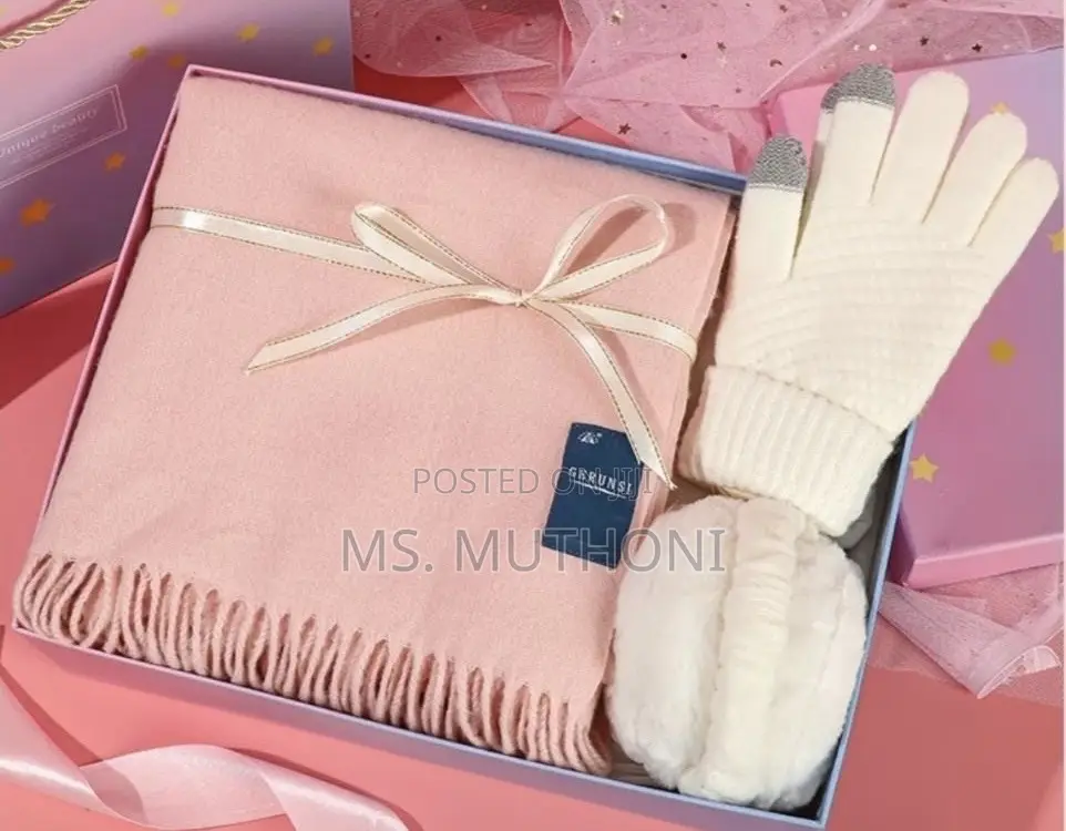 *Ladies Winter Gift Set ( Scarf ,Gloves Earmuffs