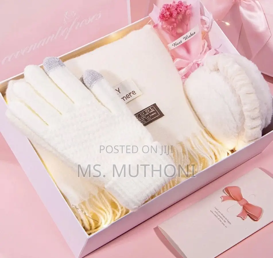*Ladies Winter Gift Set ( Scarf ,Gloves Earmuffs