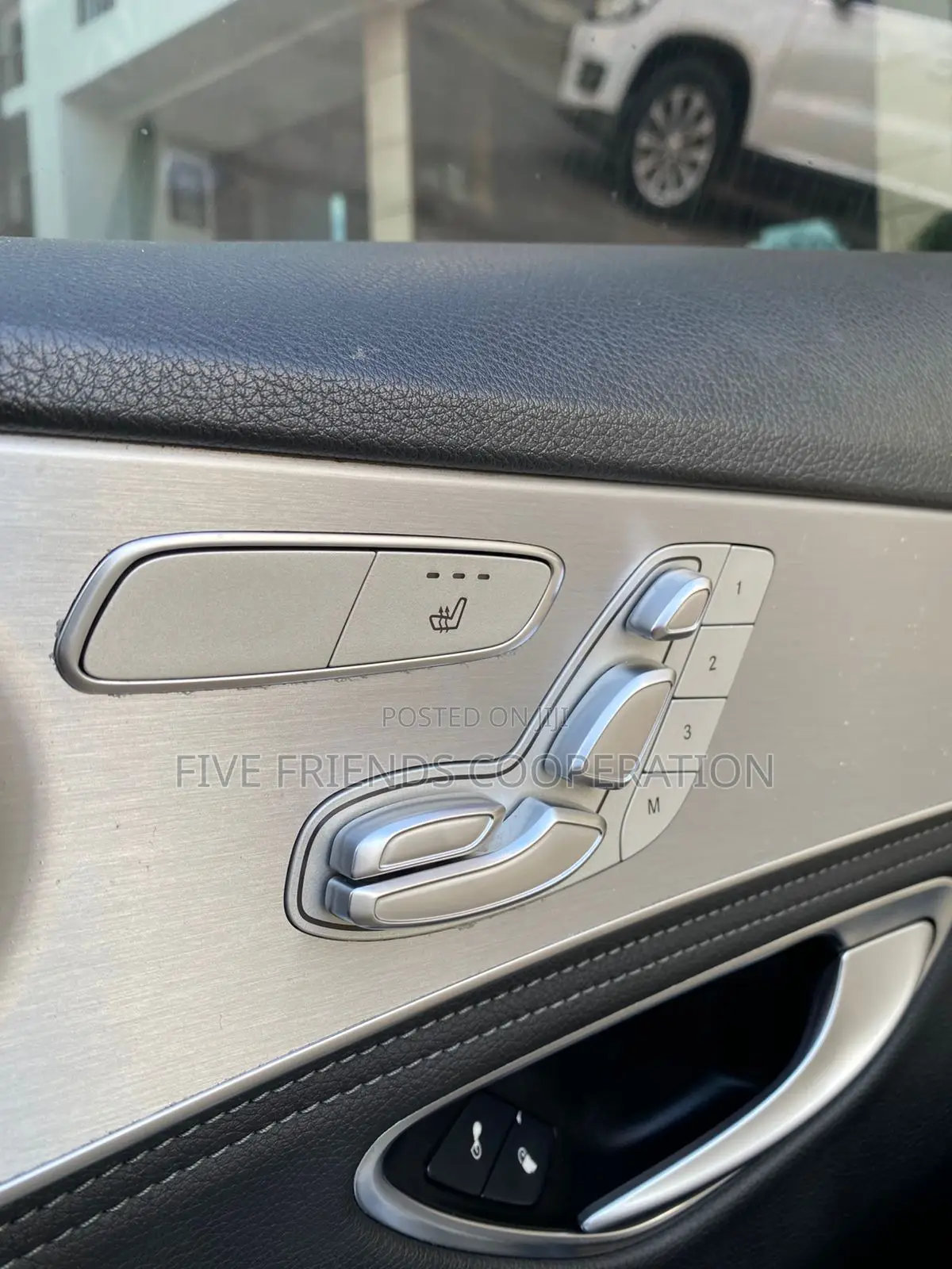 Mercedes-Benz C200 2015 White