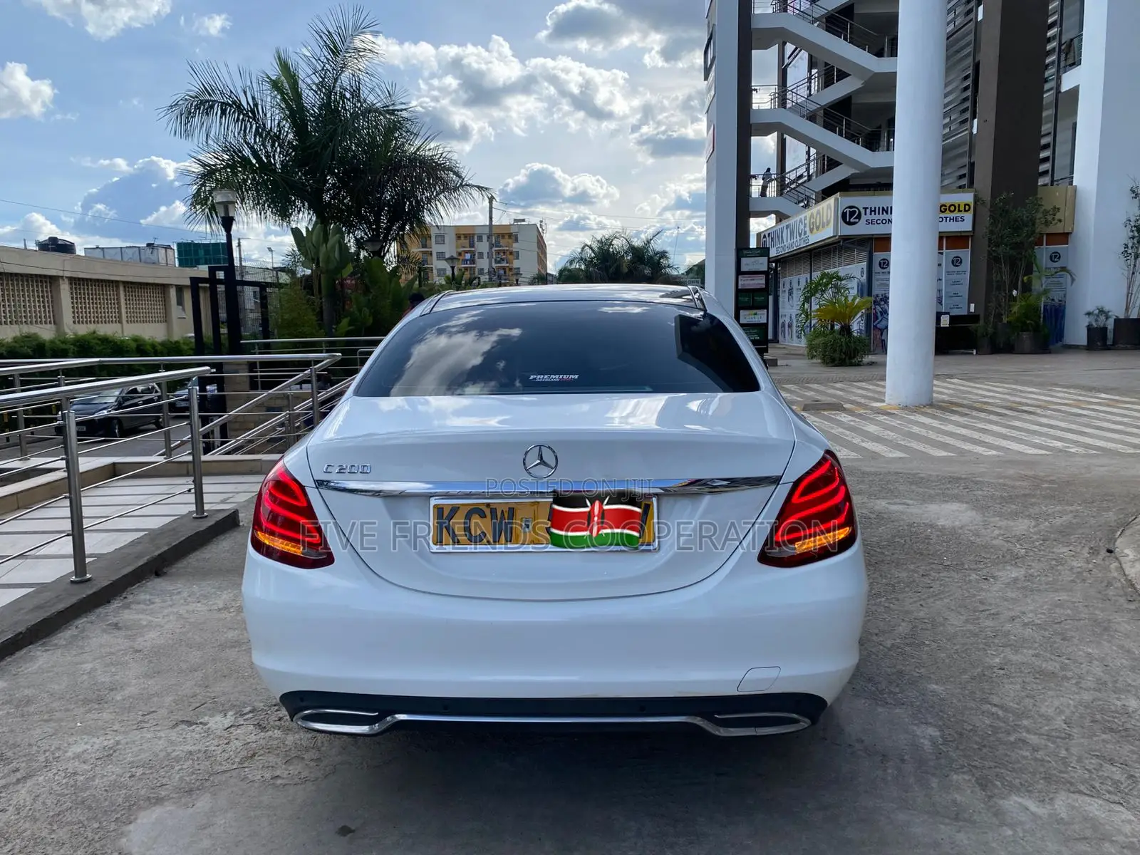 Mercedes-Benz C200 2015 White