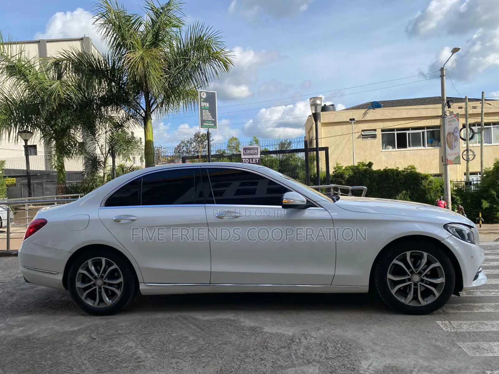 Mercedes-Benz C200 2015 White