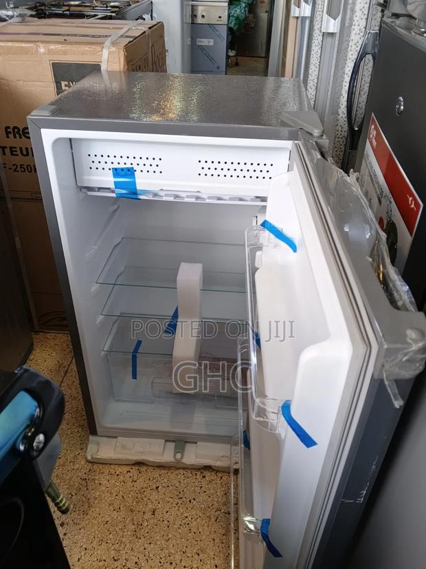 Roch Single Door Fridge (90l) - thumbnail 2
