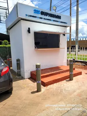 10ft Container Laundromat