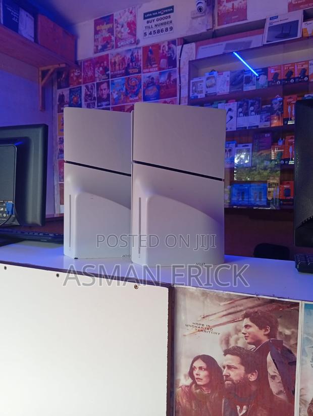 Playstation 5 - thumbnail 3