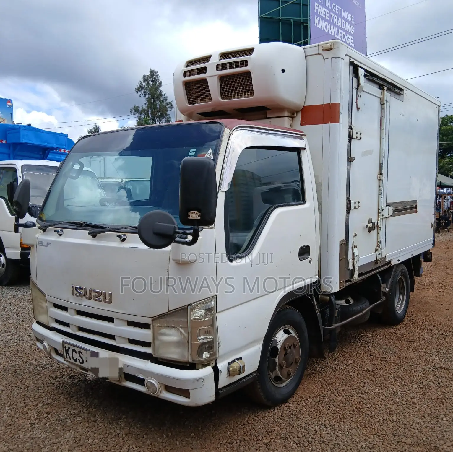 Clean Isuzu Elf