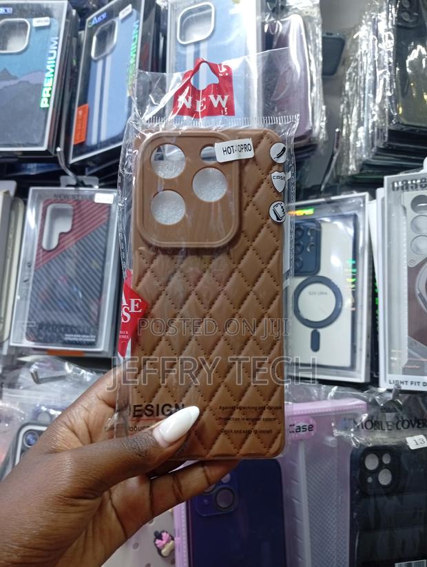 Brown Quilted Phone Case Is Compatible With the iPhone 14 Pro Max - thumbnail 2
