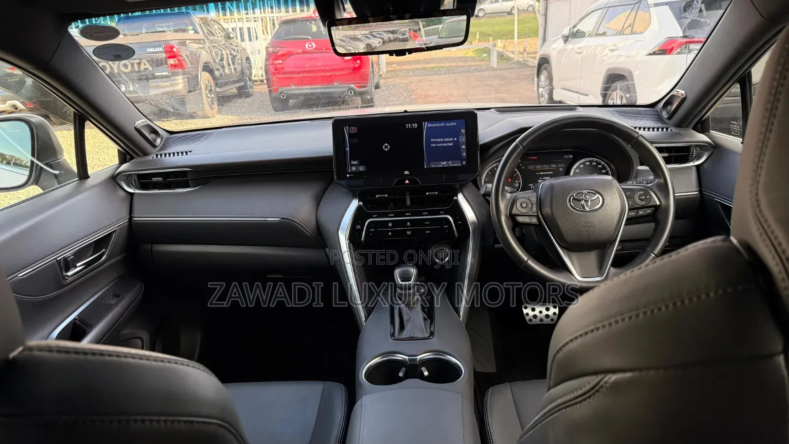 Toyota Harrier 2.0 2020 Pearl