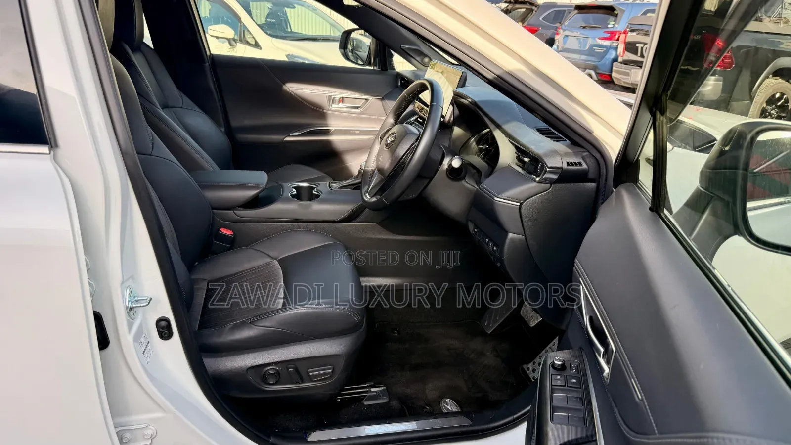 Toyota Harrier 2.0 2020 Pearl
