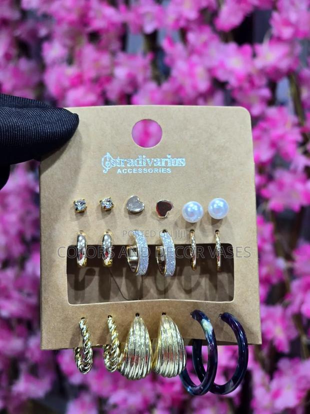 Set of Earrings in Stock