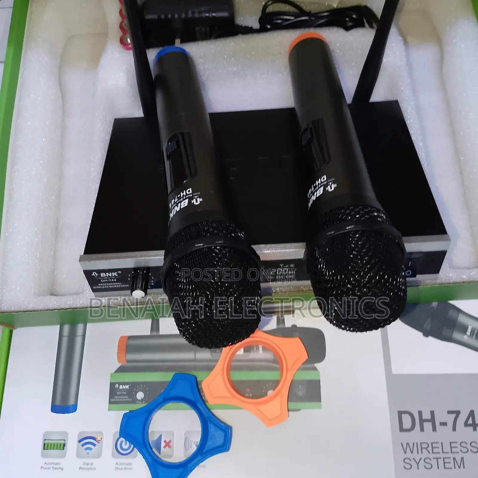 Bnk Original Wireless Microphone (Pair) And Receiver