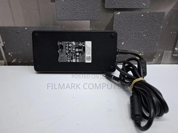 Ex Uk Dell Adapter 240 Watts Original for Alienware Area-51 M17x