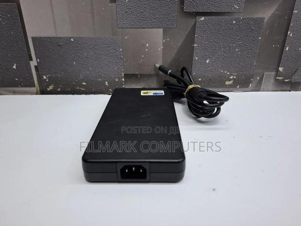 Ex Uk Dell Adapter 240 Watts Original for Alienware Area-51 M17x - thumbnail 6