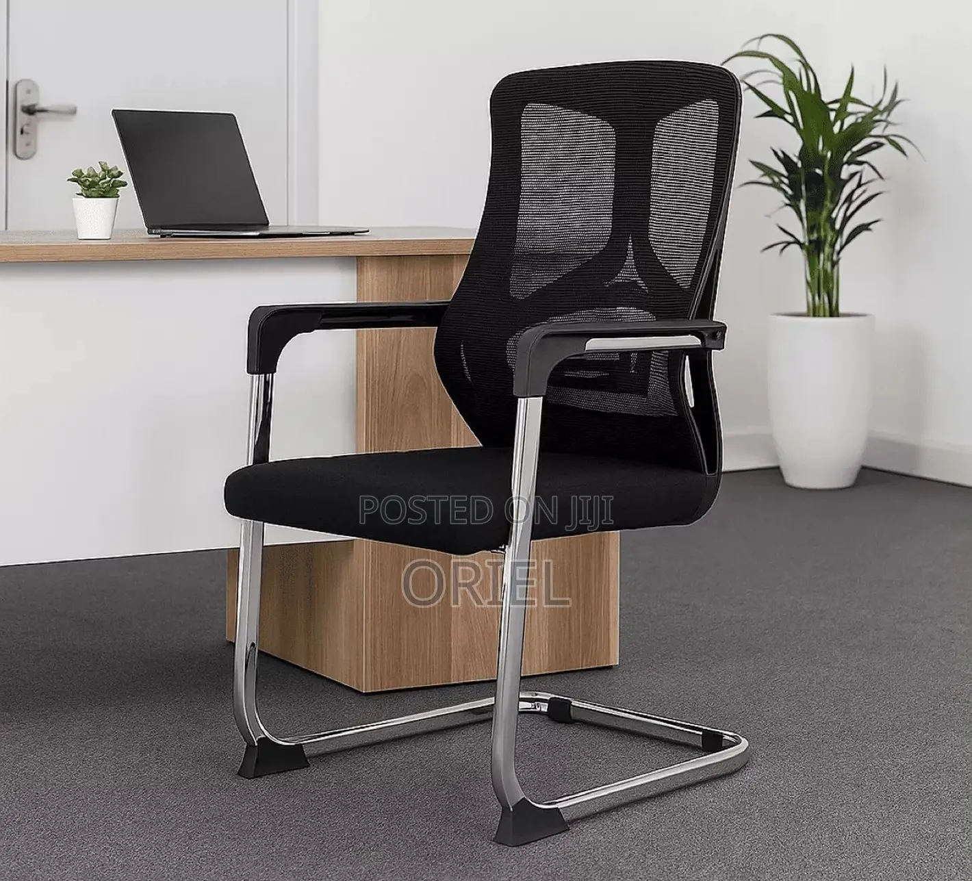 Office Chair : Black Mesh Office Visitor Chair