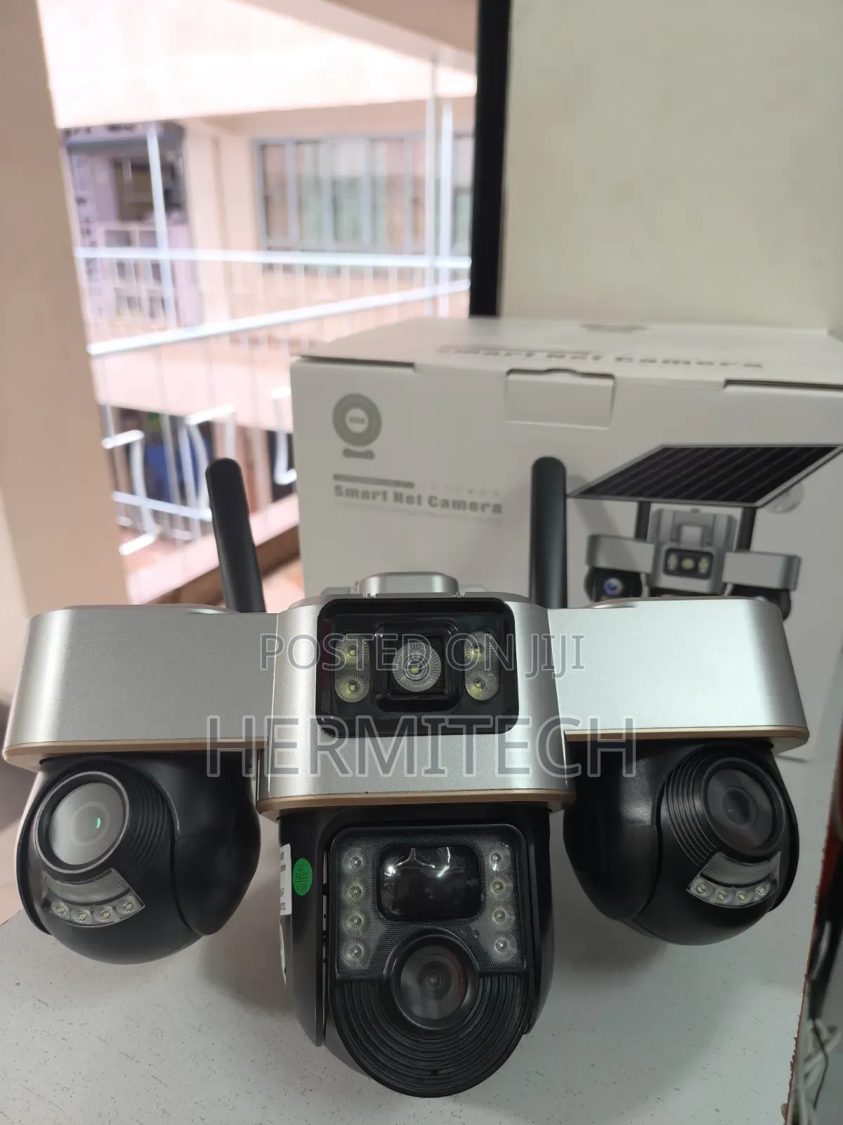 Triple Lens Standard 4g Smart Solar Powered CCTV Camera Outdoor CCTV