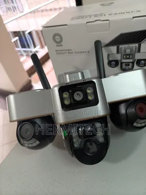 Outdoor Solar CCTV 4g Smart Triple Screen Display Triple Lens CCTV
