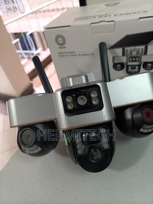 Outdoor Solar CCTV 4g Smart Triple Screen Display Triple Lens CCTV