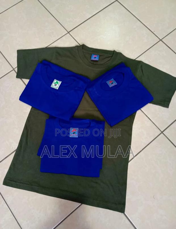 Round Neck T-Shirts - thumbnail 4