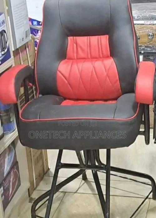 Premium Red Black Heavy-Duty Barber Chair With Footrest
