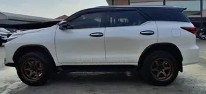 Toyota Fortuner 2.8 D AWD 2019 White