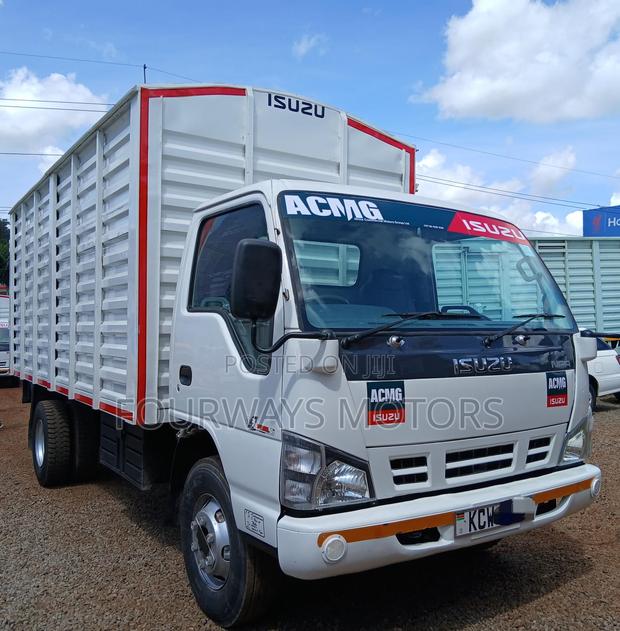 Isuzu NPR 2019 KCW