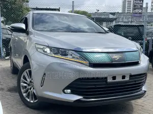 Toyota Harrier 2.0 2019 Silver