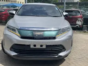 Toyota Harrier 2.0 2019 Silver