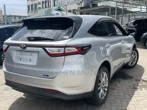 Toyota Harrier 2.0 2019 Silver