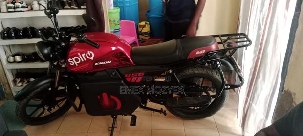 Motorcycle 2024 Red - thumbnail 2
