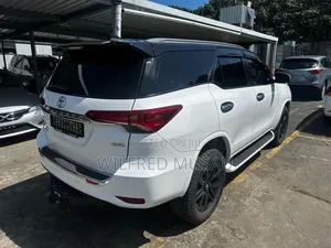 Toyota Fortuner 2.8 D AWD 2021 White