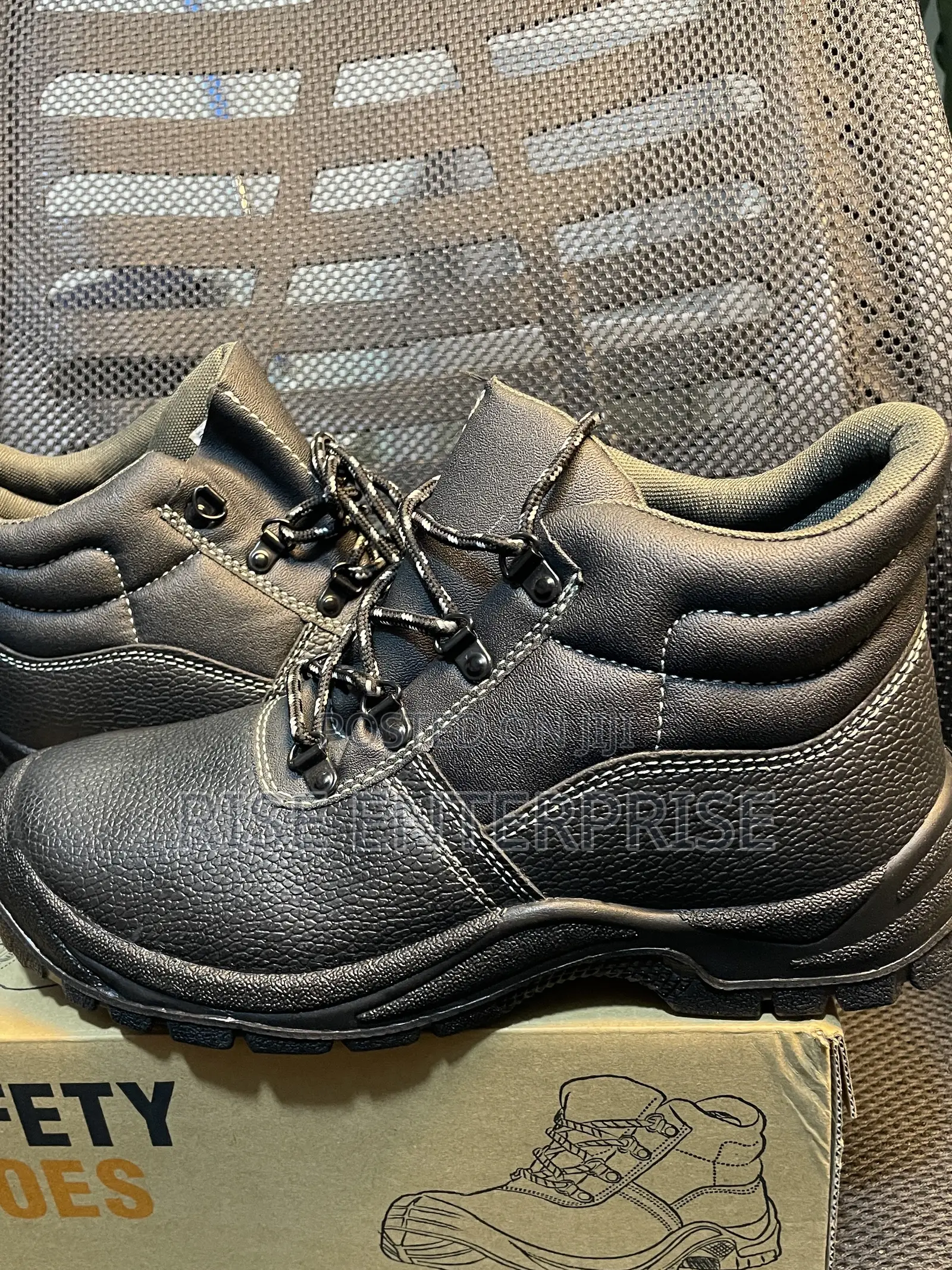 Quality Safety Boots Shoes-Black