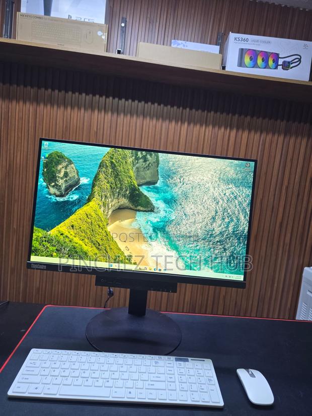 Lenovo ThinkCentre M710 Tiny 8GB Intel Core i5 SSD 256GB - thumbnail 2