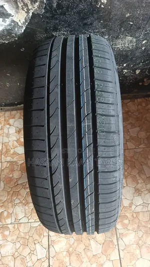 205/50r17 Roadking Tyre